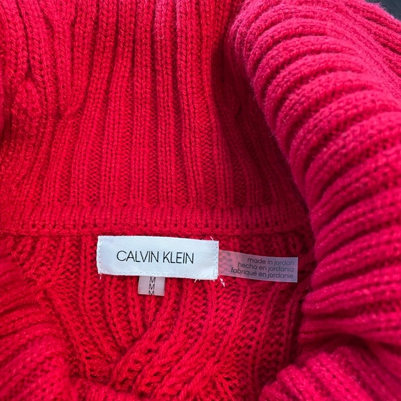 Calvin Klein NWT red cable design cowlneck turtleneck sweater M - Picture 2 of 3